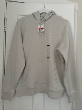 Nike Men's Grey Pullover Hoodie with White Swoosh